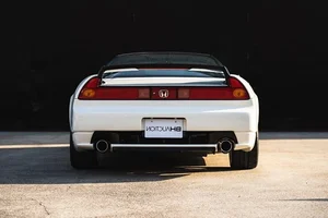 Legendary Honda NSX-R Auctioned for Over $1 Million: A New Era for JDM Supercars - image 5