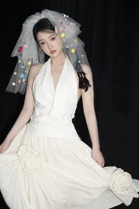 Discovering Artistic Expression in YiTuYu Art Language Vol.5788 with Model Lu Dan - image 8