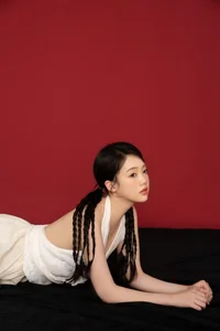 Discovering Artistic Expression in YiTuYu Art Language Vol.5788 with Model Lu Dan - image 11