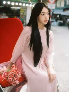 Viral Beauty: The Stunning Everyday Life of Vietnam's Star Figure Skater - image 4