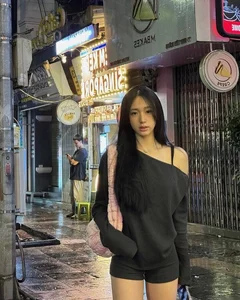Viral Beauty: The Stunning Everyday Life of Vietnam's Star Figure Skater - image 3
