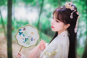 YiTuYu Art Language Vol.5707 Gong Zi Bu Huai: A Masterpiece of Contemporary Portrait Photography - image 15