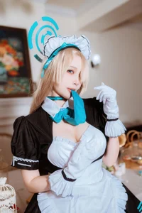 Stunning Blue Archive Asuna Ichinose Maid Cosplay by Er Zuo Nisa – 31 High-Quality Images Collection (Ref: 32e48b24) - image 0