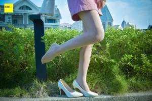 Jia Zhen Pink Skirt and Silk Stockings - IESS SXJ NO.170 Gallery - image 9