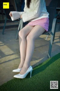 Jia Zhen Pink Skirt and Silk Stockings - IESS SXJ NO.170 Gallery - image 10