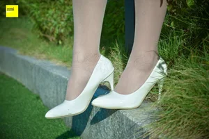 Jia Zhen Pink Skirt and Silk Stockings - IESS SXJ NO.170 Gallery - image 16