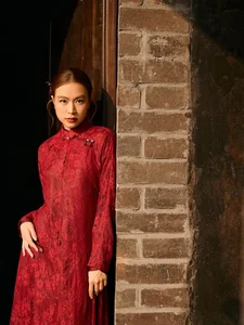 Elegant Vietnamese Ao Dai: Lunar New Year Traditional Fashion Inspiration by Hoang Thuy Linh in a Classic Heritage Setting - image 8