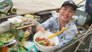 Exploring the Authentic Charm of Long Xuyen Floating Market in Vietnam - image 9