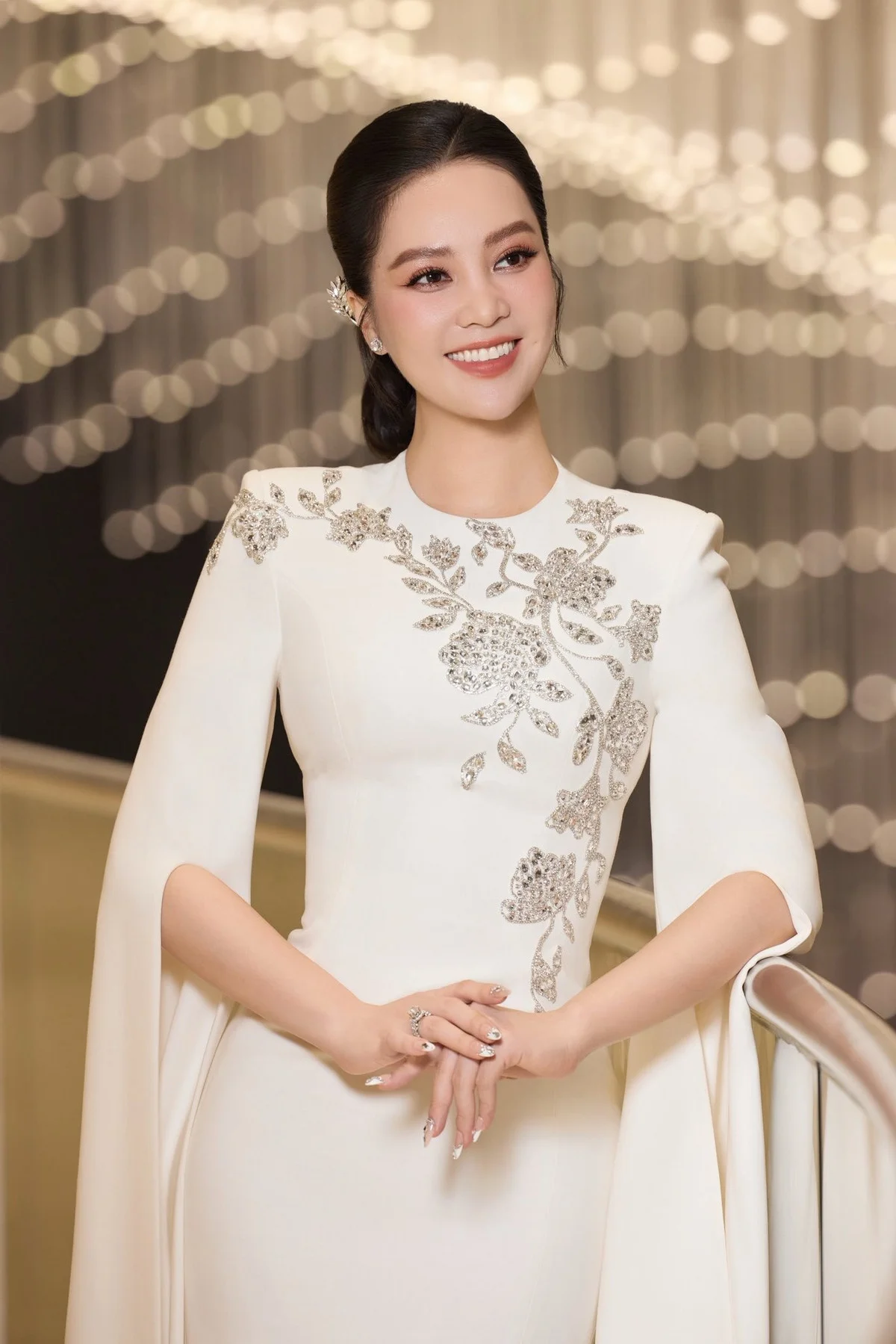 Miss Thuy Van: Modest yet captivating elegance in a pastel blue dress