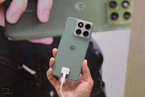 Motorola Signature and Edge 70 Debut: Snapdragon 8 Gen 5 Power Meets Ultra-Thin 5.99mm Design - image 7