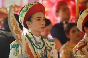 A Spiritual Journey: The Vibrant Holy Mother Festival at Hue Nam Temple - image 8
