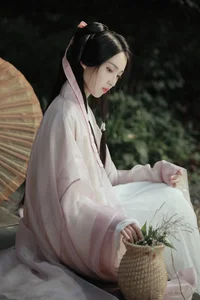 Artistic Elegance: YiTuYu Art Language Vol.7575 Featuring Tang Tang - image 6