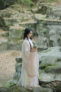 Artistic Elegance: YiTuYu Art Language Vol.7575 Featuring Tang Tang - image 15