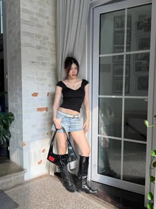 Ly Pham makes a stunning comeback with her sophisticated post-pregnancy fashion style - image 3