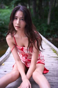 Stunning Saito Yasuyo Weekly Playboy Special No.345 Photo Gallery: Elegant Japanese Model Fashion and Lifestyle Photography Highlights - image 8