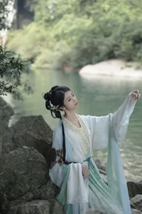 Captivating Visuals in YiTuYu Art Language Vol.6440 with Model Xi Xi - image 0