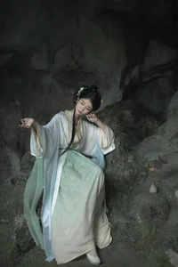 Captivating Visuals in YiTuYu Art Language Vol.6440 with Model Xi Xi - image 15