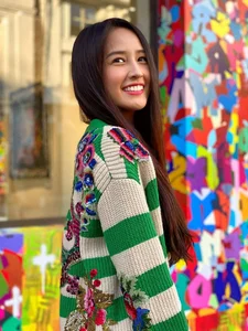 Mai Phuong Thuy Masters Risky Makeup Trends with Unmatched Beauty Queen Confidence - image 1
