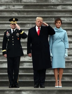 Iconic Fashion Choices of US First Ladies at Presidential Inaugurations Throughout History - image 7