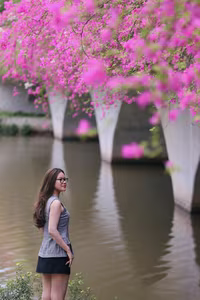 Vibrant Pink Bougainvillea Bridge: Ecopark Hung Yen's Hottest New Check-in Spot Captivating Youth - image 4