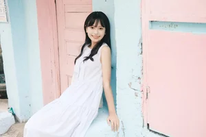 YiTuYu Art Language Vol.4714: Urban Elegance Featuring Yan Yun Lin Er - image 9
