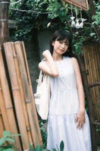 YiTuYu Art Language Vol.4714: Urban Elegance Featuring Yan Yun Lin Er - image 32