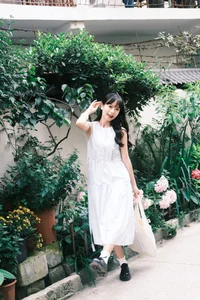 YiTuYu Art Language Vol.4714: Urban Elegance Featuring Yan Yun Lin Er - image 6