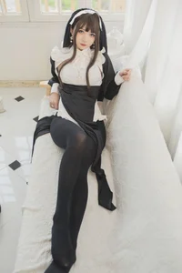 Stunning Nun Cosplay Photography by 51 Jiang: Aesthetic Gothic Habit and Stylized Portrait Collection for Costume Inspiration - image 7