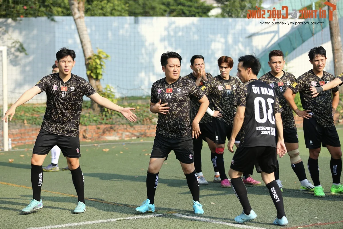 Vietnamese Celebrities Showcase Bold Fashion at the High-Energy All-Star Tournament