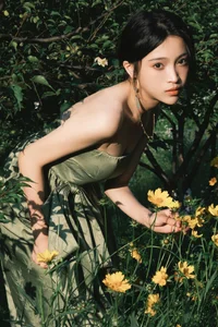 YiTuYu Art Language Vol.4679 Featuring Lu Rou Chi Bu Bao Portrait Gallery - image 1