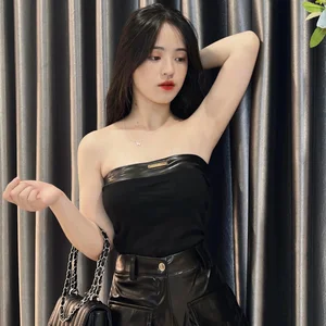 The Ha Giang Flower Girl: From Viral Street Vendor to Modern Social Media Star Vuong Thi Sinh - image 2