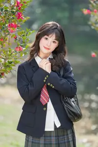 YiTuYu Vol.8694: Xia Yu Xiao Nian's Radiant Smile with Ukulele Amidst Spring Blossoms - image 19