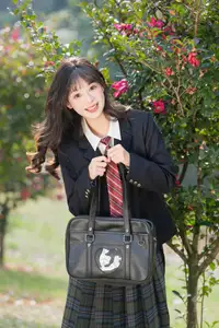 YiTuYu Vol.8694: Xia Yu Xiao Nian's Radiant Smile with Ukulele Amidst Spring Blossoms - image 21
