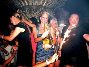 From Riches to Ruin: The Tragic Downfall of a Billionaire Obsessed with Status Symbols - image 6
