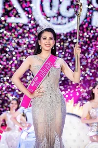 The Radiant Evolution of Miss Vietnam Tieu Vy: A Fusion of Timeless Beauty and Professional Success at 26 - image 10