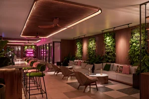 Luxury Travel: Inside the Stunning Hotel Inspired by Modern Yacht Architecture - image 2