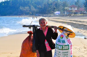 Action for Green Ocean: 10 Award-Winning Photos for Marine Conservation - image 5