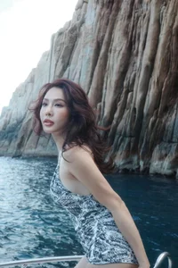 The Radiant Sophistication of Miss Thu Hoai: Celebrating Timeless Beauty and Modern Style - image 5