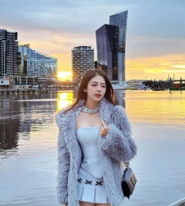 Influencer Stuns Fans With Flawless 'AI-Like' Legs in New Viral Photo Series - image 2