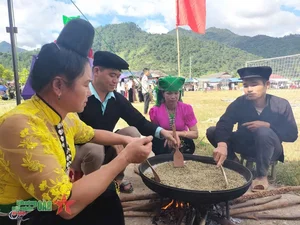 Son La New Rice Festival: A Cultural Celebration of National Day - image 6