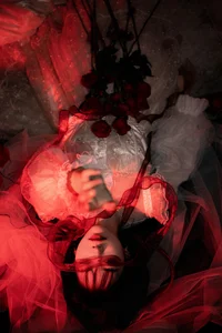 Elegant Red Dream Lolita Fashion Photography - YiTuYu Art Language Vol.9098 featuring Model A Tang - image 13