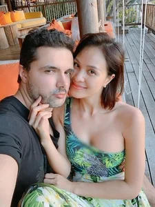 MC Phuong Mai's New Chapter: Resilience and Glamour Following Her High-Profile Divorce - image 6