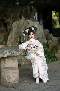 YiTuYu Vol.8552: Jiao Yi Zhi Sui Sui – Captivating Ancient Beauty & Traditional Artistry - image 3