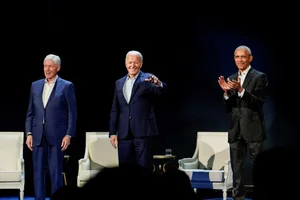 Picturing History: Significant Moments of President Joe Biden’s Final Campaign - image 8