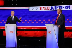 Picturing History: Significant Moments of President Joe Biden’s Final Campaign - image 10
