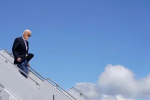 Picturing History: Significant Moments of President Joe Biden’s Final Campaign - image 0