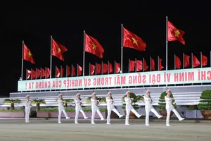 Under the Glorious Flag: A Masterpiece of Vietnamese Cultural Unity and Artistic Excellence - image 0