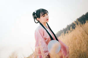 Artistic Portraiture: YiTuYu Art Language Vol.4350 Featuring Tao Mo Gong Zi X - image 0