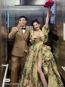 The Art of Couple Outfit Coordination: Mastering the Perfect Modern Elevator Selfie Aesthetic - image 8