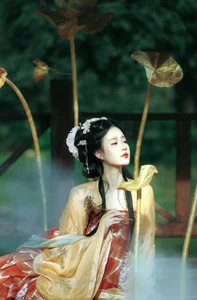Visual Storytelling in YiTuYu Art Language Vol.5143 with Yue Bai Xing Xi - image 0